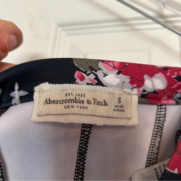 Floral printed skirt - Picture 3 of 3